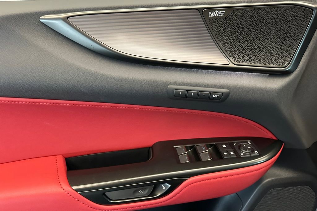 Used 2025 Lexus NX 350 F Sport image 11
