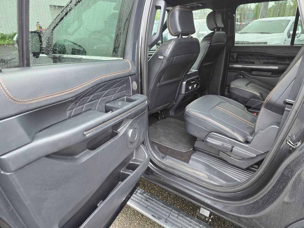 Used 2023 Ford Expedition Max Platinum AWD/4WD image 10