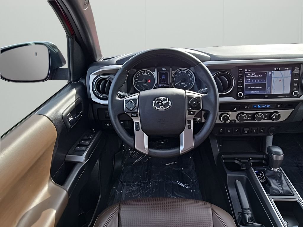 Used 2021 Toyota Tacoma Limited image 23