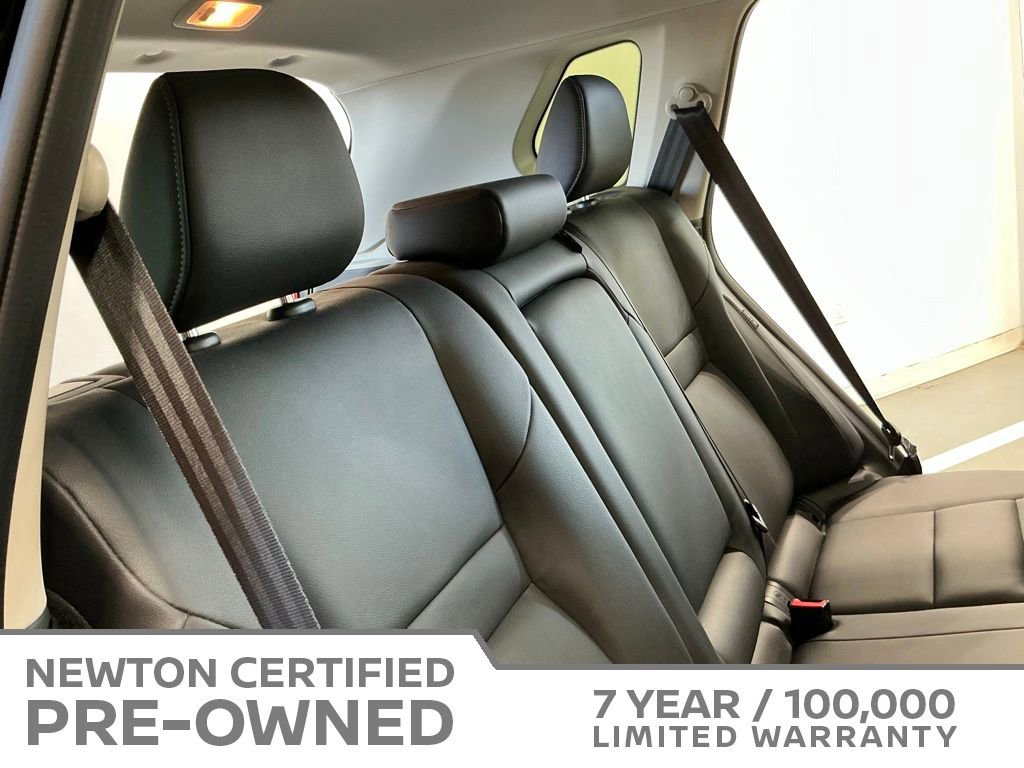 Used 2025 Nissan Rogue SL w/ SL Premium Package AWD/4WD image 17