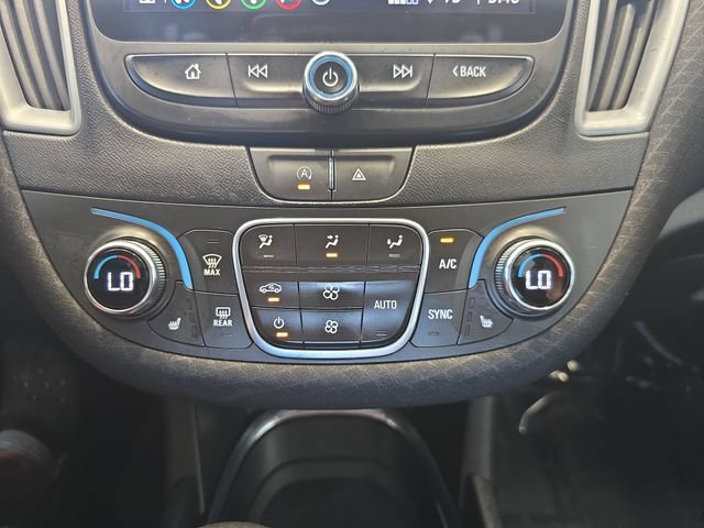 Used 2023 Chevrolet Malibu LT FWD image 23