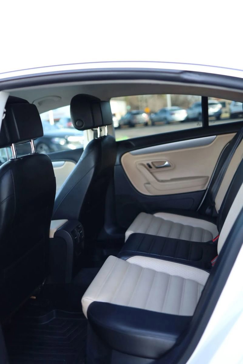 Used 2013 Volkswagen CC Sport Plus image 30
