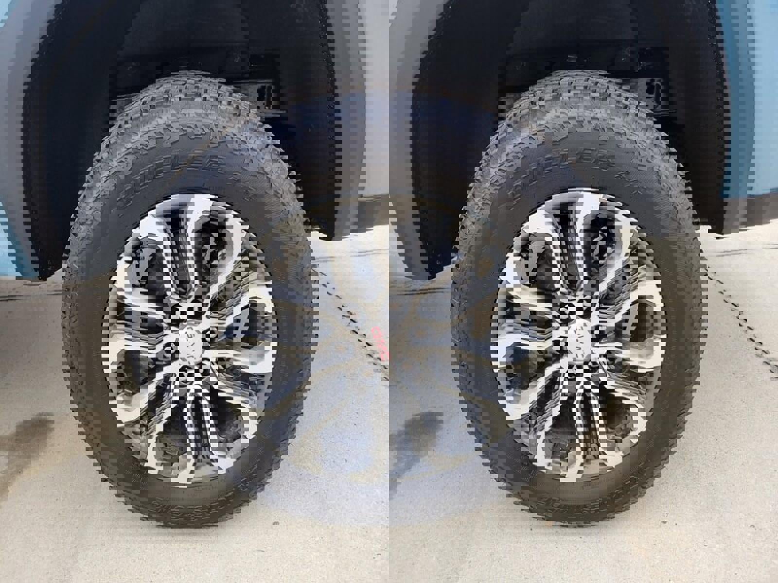 New 2026 GMC Canyon Denali image 7