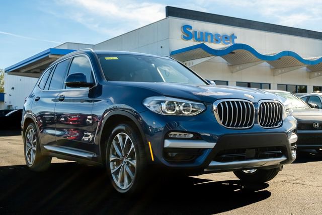 Used 2019 BMW X3 xDrive30i w/ Premium Package image 2
