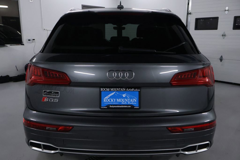 Used 2018 Audi SQ5 Premium Plus w/ S Sport Package image 6