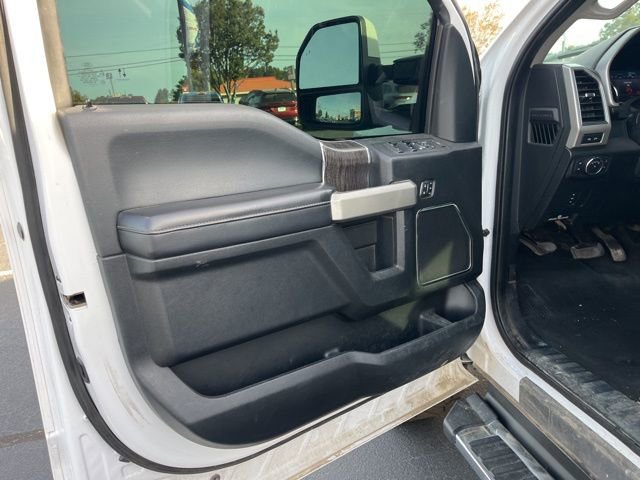 Used 2021 Ford F250 Lariat w/ Lariat Value Package image 5