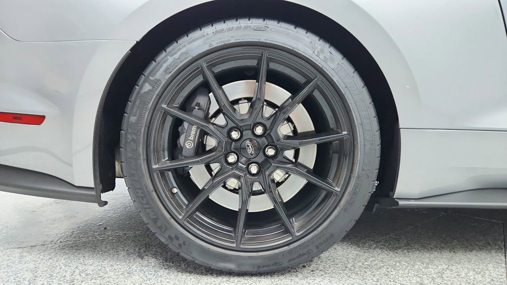 Used 2020 Ford Mustang Shelby GT350 w/ Technology Package image 35