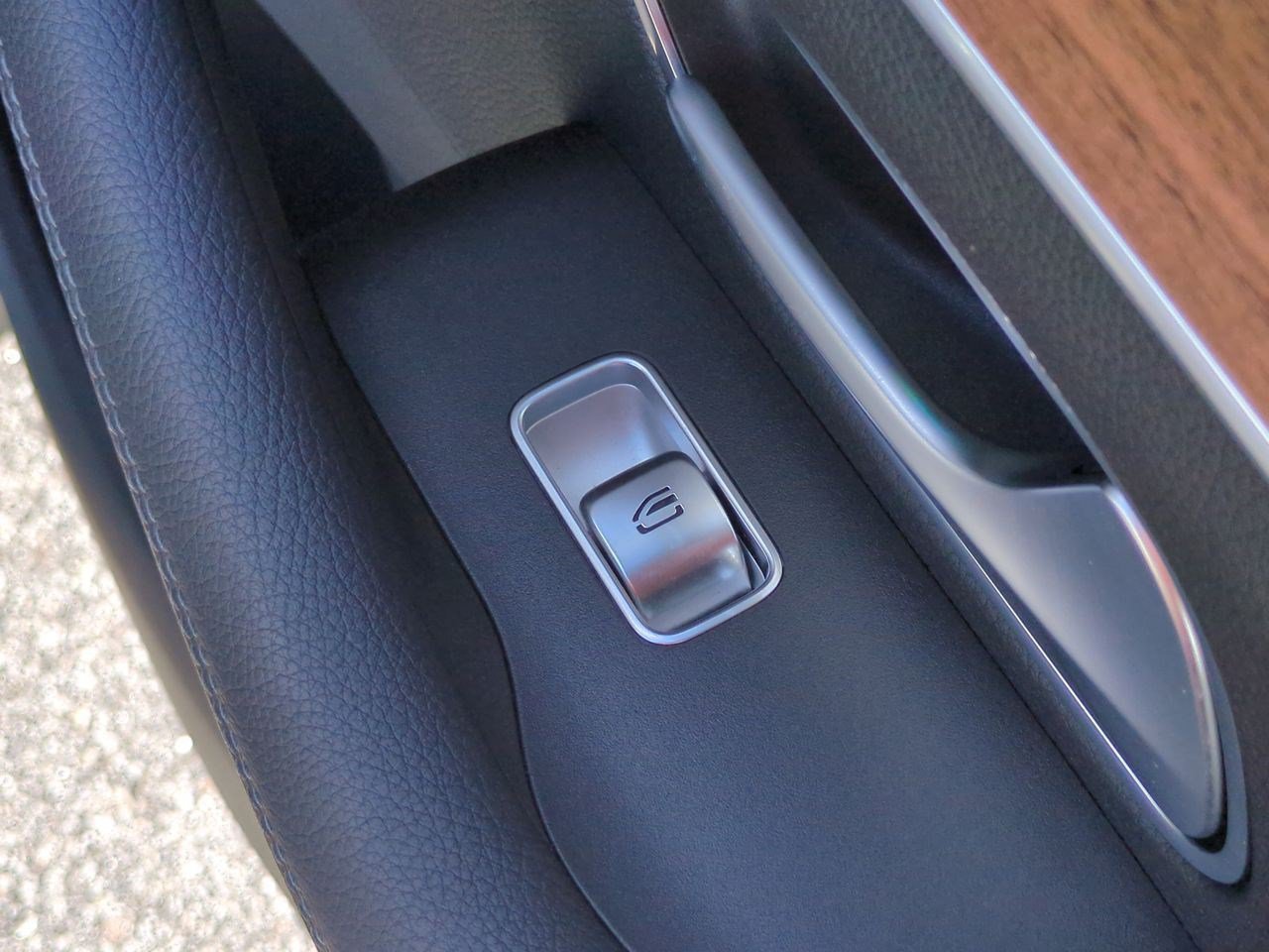 Used 2023 Mercedes-Benz GLE 350 4MATIC image 38