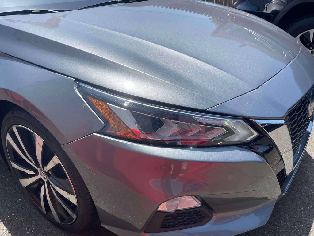 Used 2020 Nissan Altima 2.5 SR FWD image 7