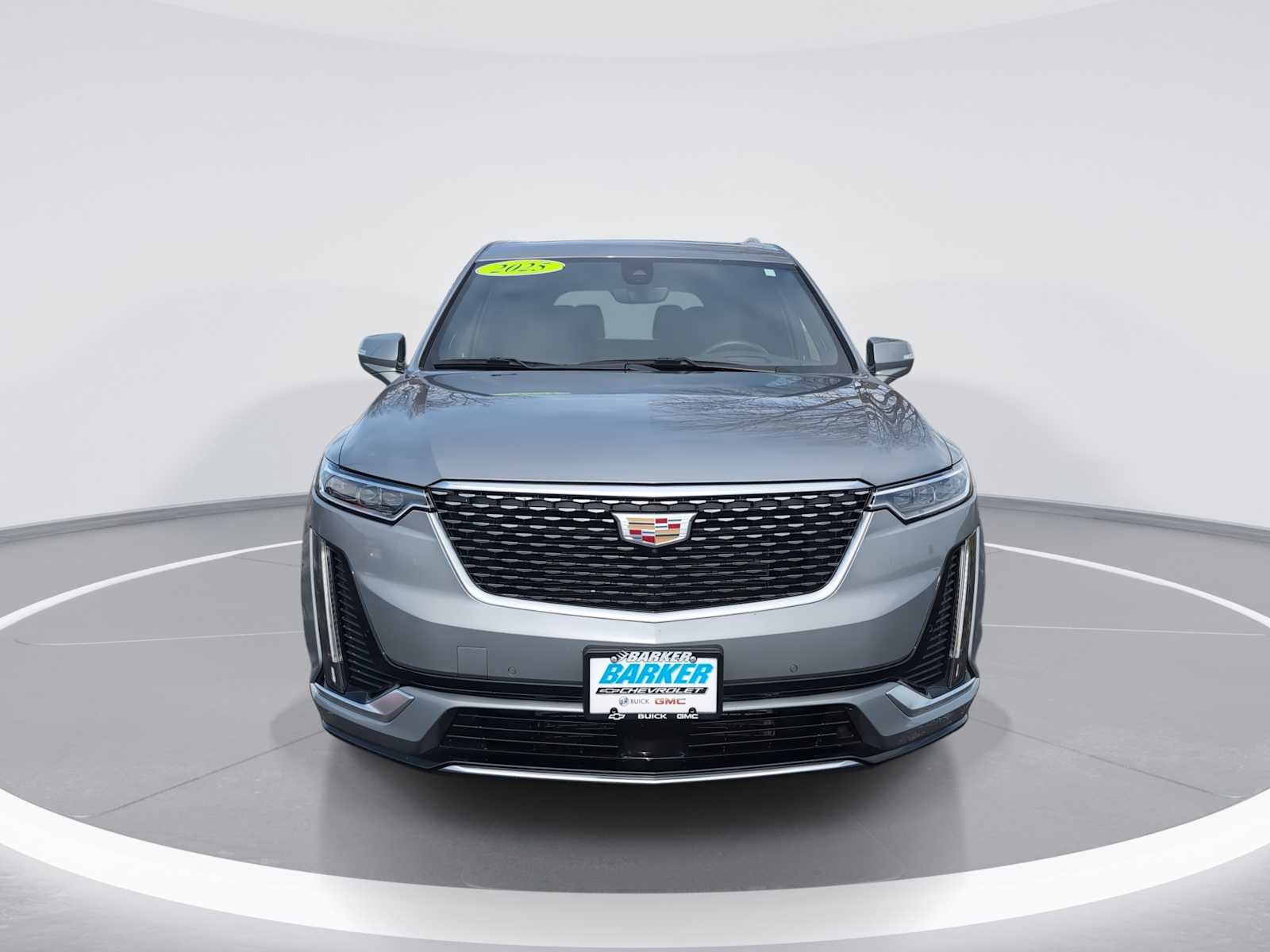 Used 2025 Cadillac XT6 Premium Luxury w/ Platinum Package AWD/4WD image 7