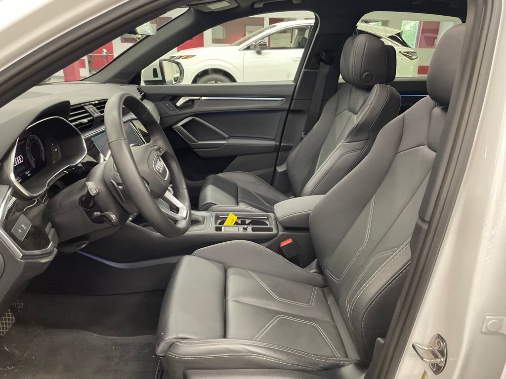 Used 2024 Audi Q3 2.0T Premium Plus w/ Premium Plus Package AWD/4WD image 8