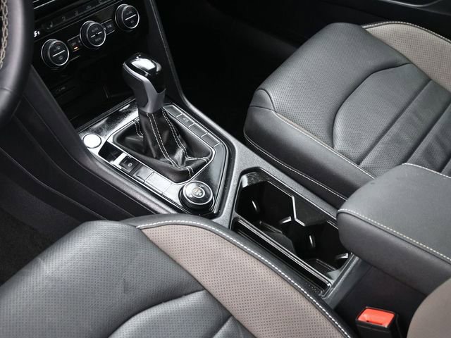 Used 2024 Volkswagen Taos SEL image 20