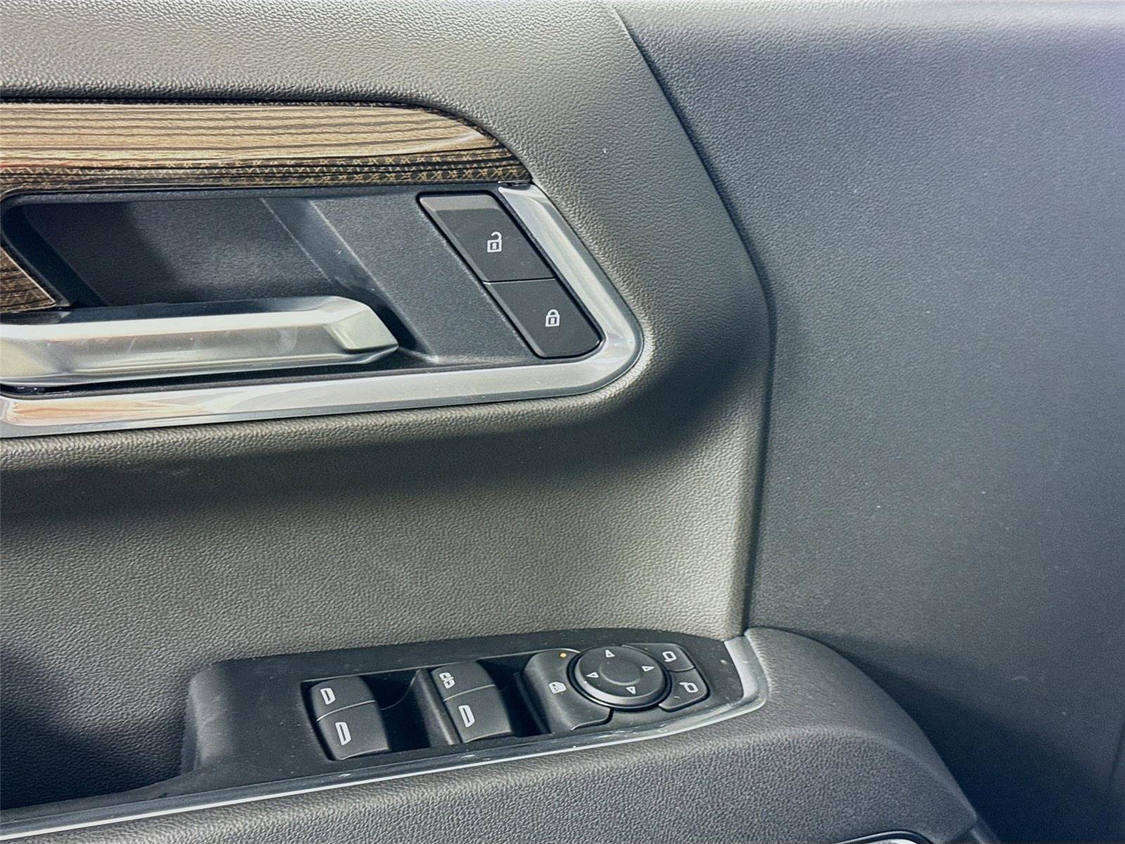 New 2026 Chevrolet Silverado 1500 RST w/ LPO, Dark Essentials Package image 13