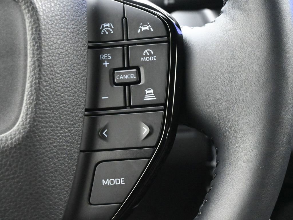 Used 2026 Toyota Prius FWD image 8