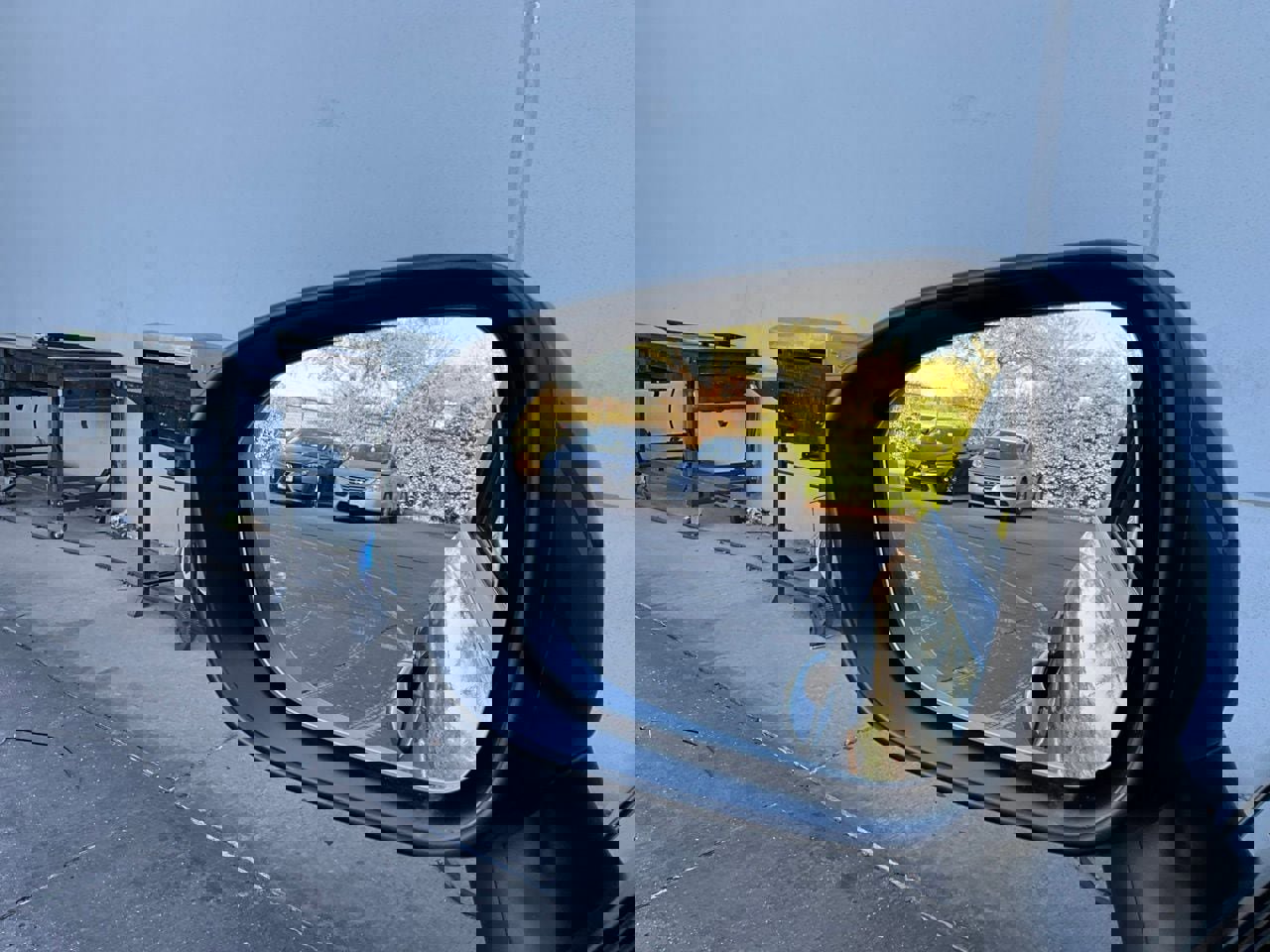 Used 2025 Nissan Rogue SV image 19