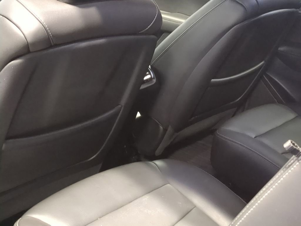 Used 2024 Cadillac XT6 Premium Luxury w/ Technology Package AWD/4WD image 18