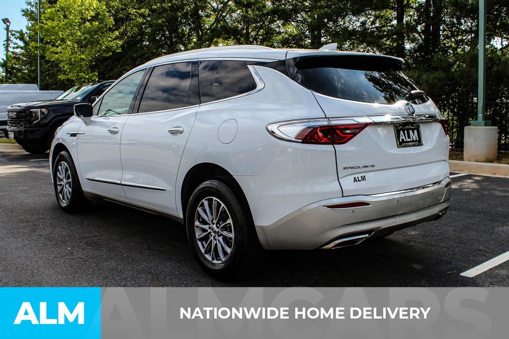 Used 2024 Buick Enclave Premium image 5
