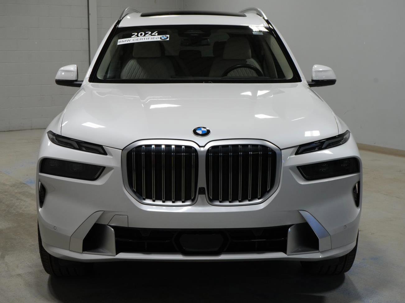 Certified 2024 BMW X7 xDrive40i w/ Executive Package image 14