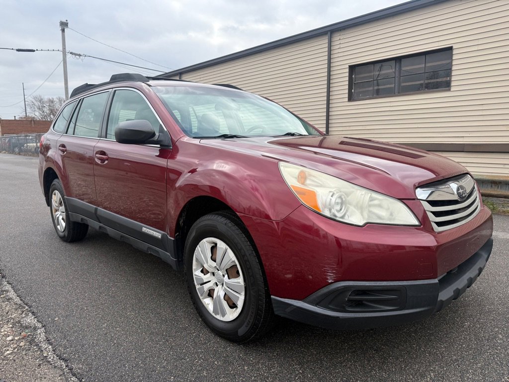 Used 2011 Subaru Outback 2.5i image 1
