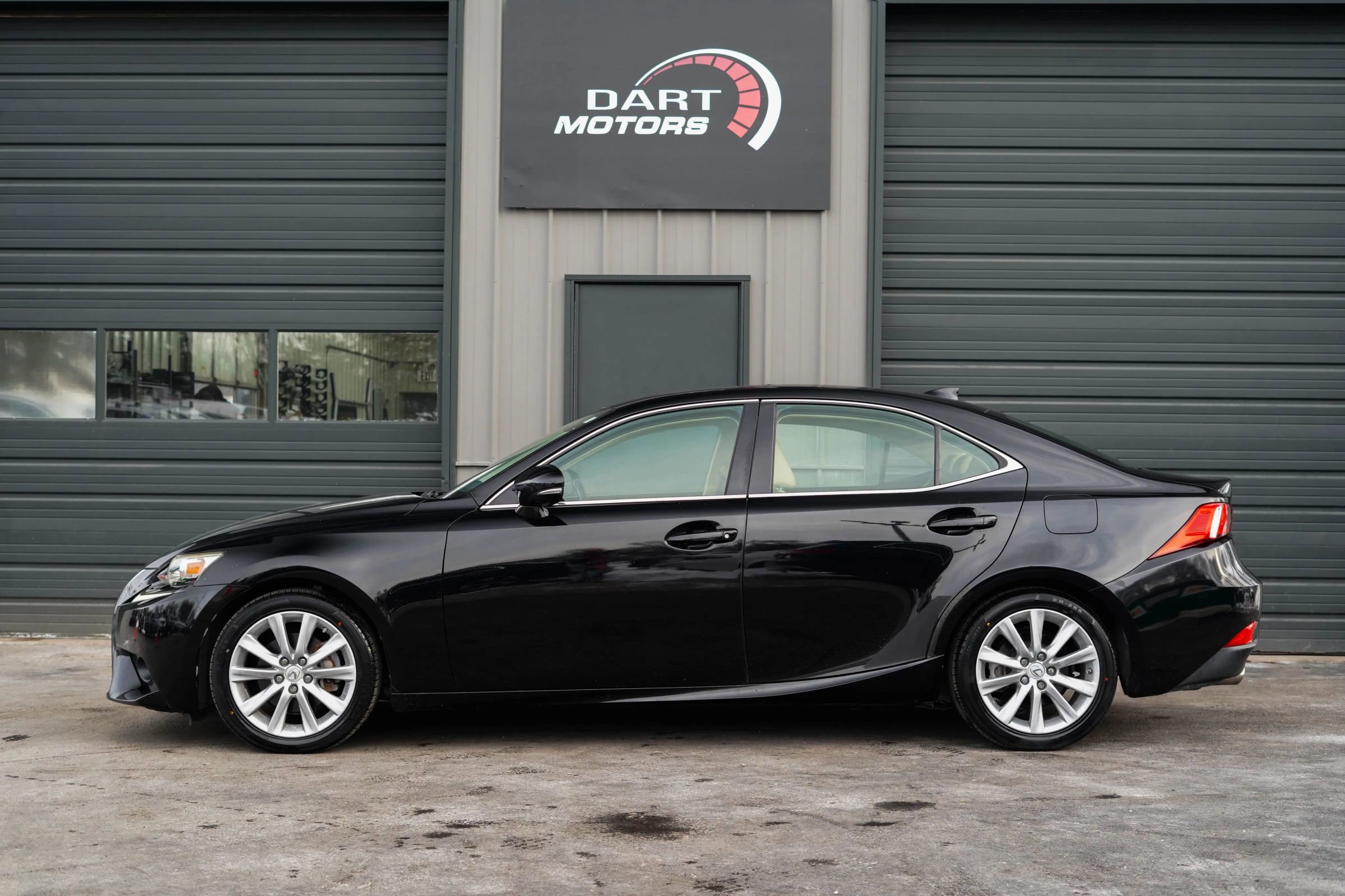 Used 2015 Lexus IS 250 image 4