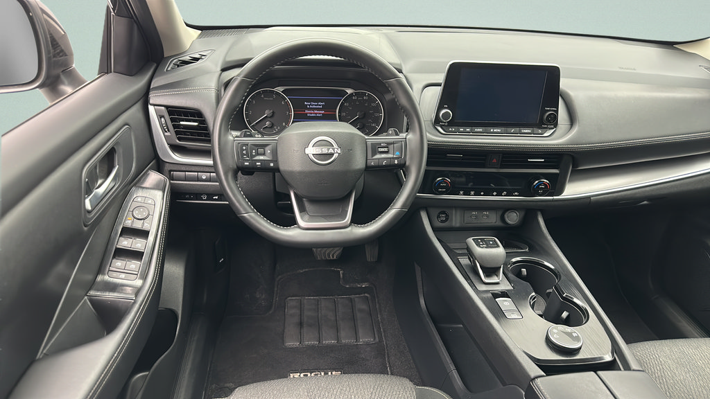 Used 2025 Nissan Rogue SV AWD/4WD image 12