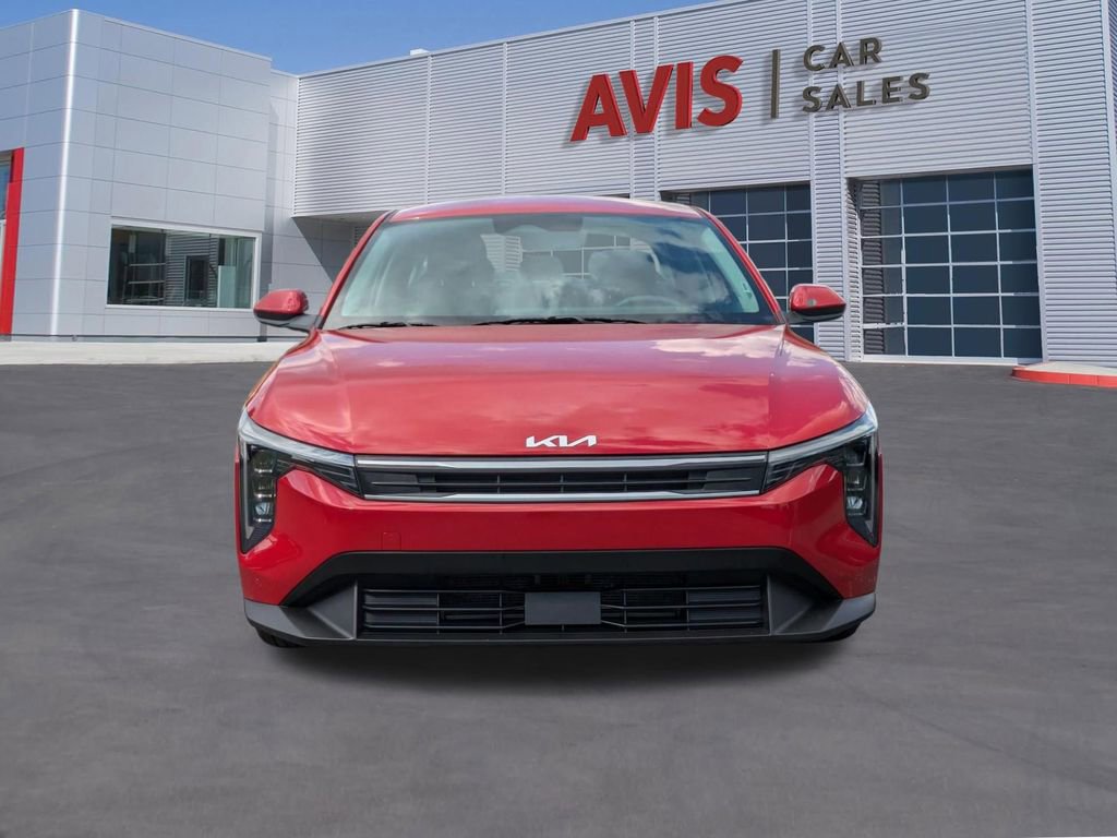 Used 2025 Kia K4 LXS image 2