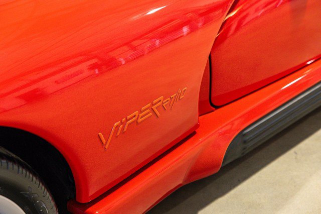 Used 1993 Dodge Viper RT/10 RWD image 13