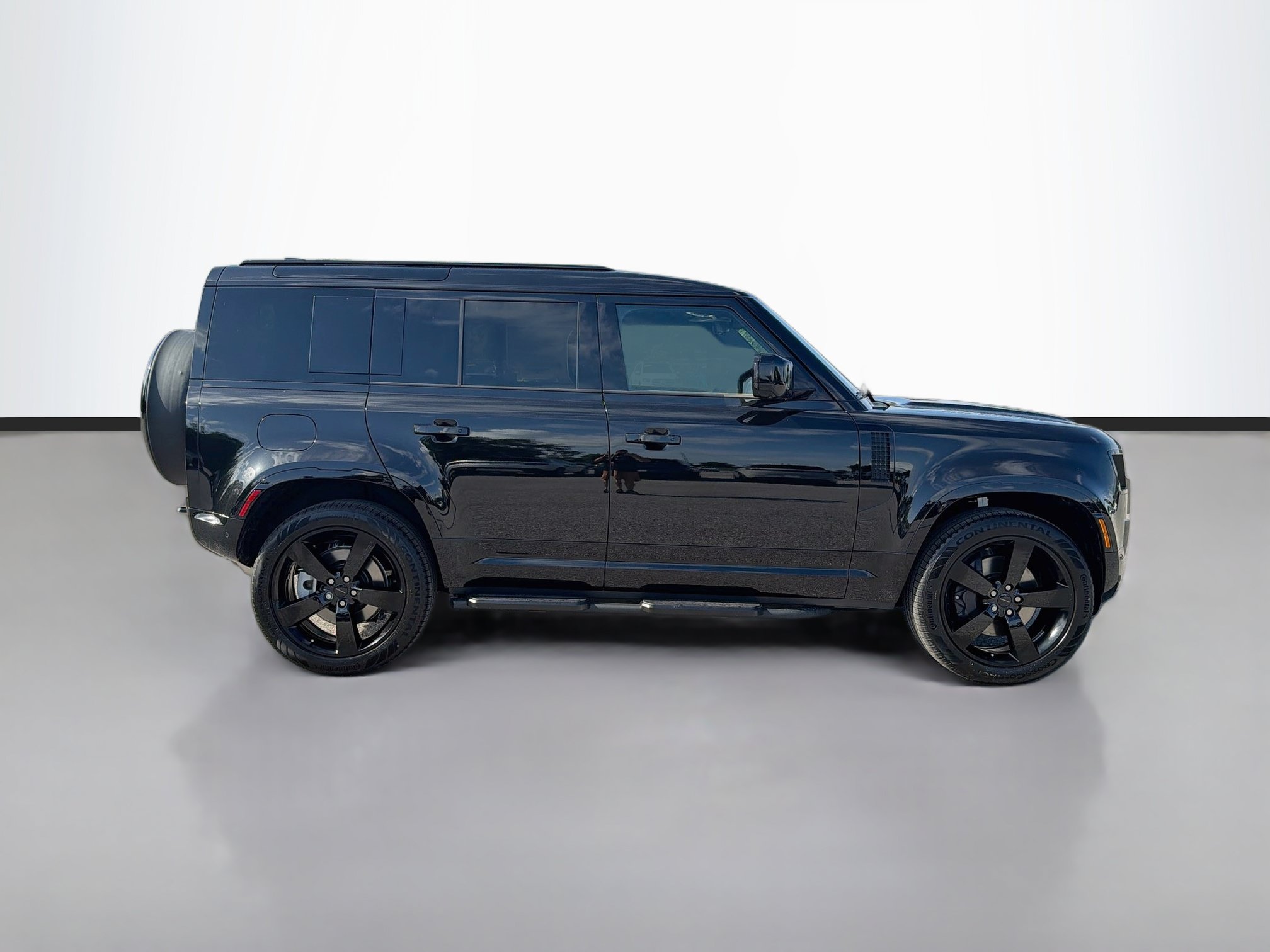 New 2026 Land Rover Defender 110 X-Dynamic SE AWD/4WD image 6