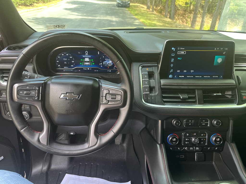 Used 2024 Chevrolet Tahoe RST w/ Luxury Package RWD image 19