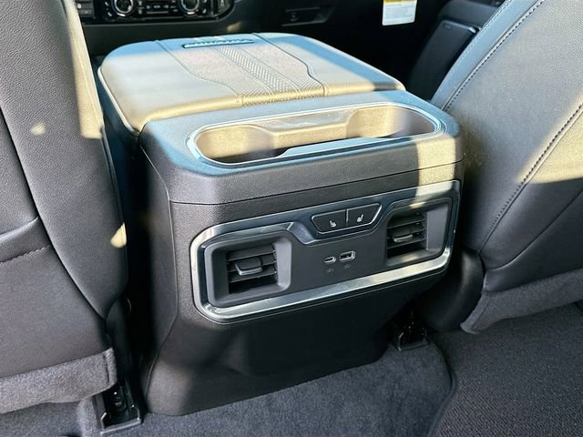 Used 2025 Chevrolet Silverado 2500 High Country image 26