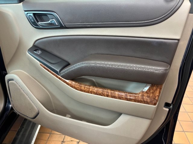 Used 2019 Chevrolet Tahoe Premier AWD/4WD image 34