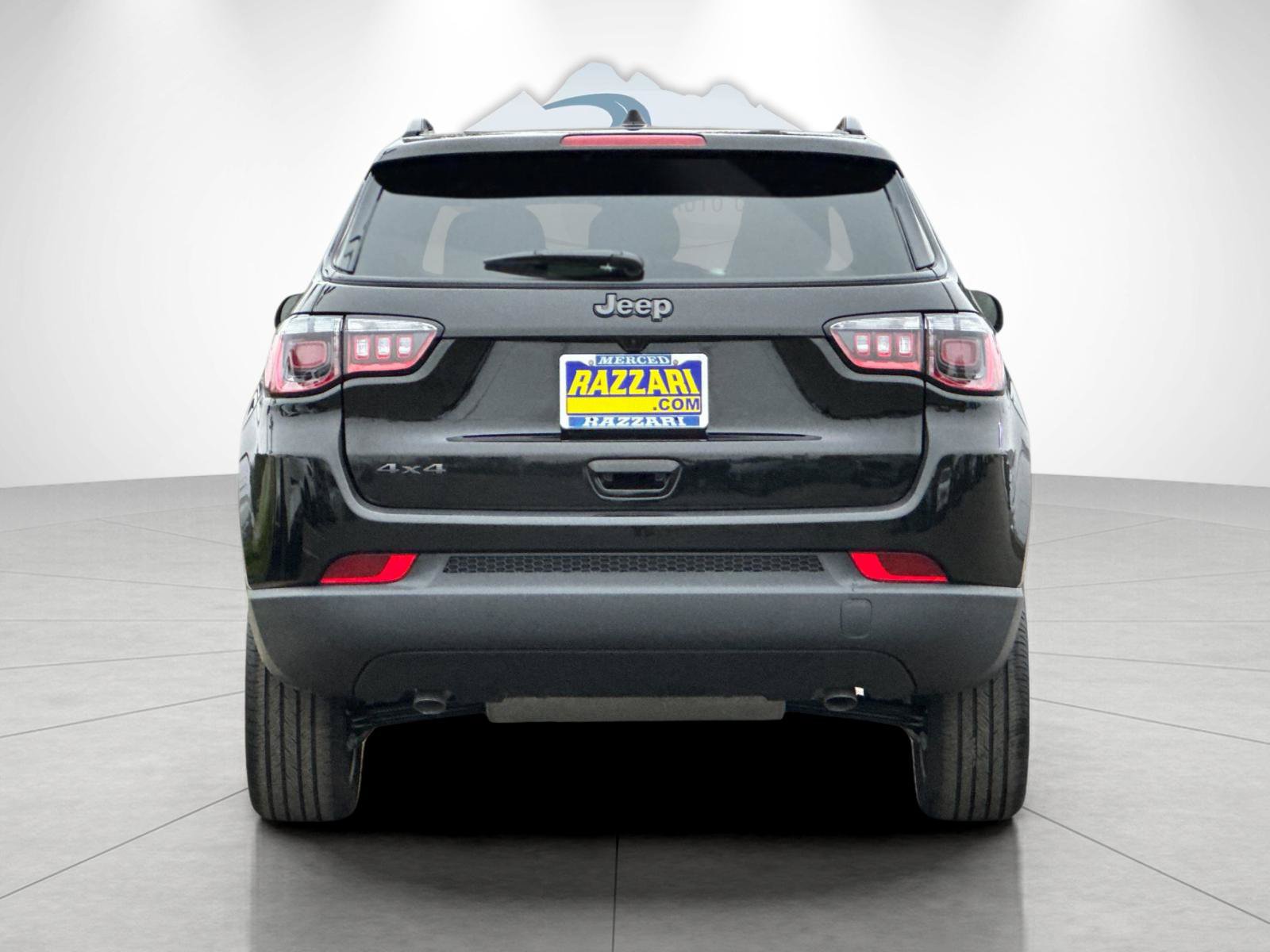New 2026 Jeep Compass Latitude AWD/4WD image 4