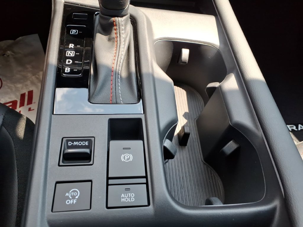 New 2026 Nissan Sentra SR w/ SR Premium Package FWD image 21