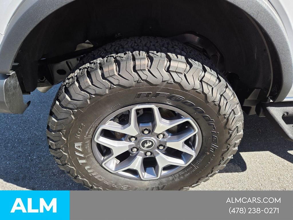 Used 2024 Ford Bronco Badlands image 15