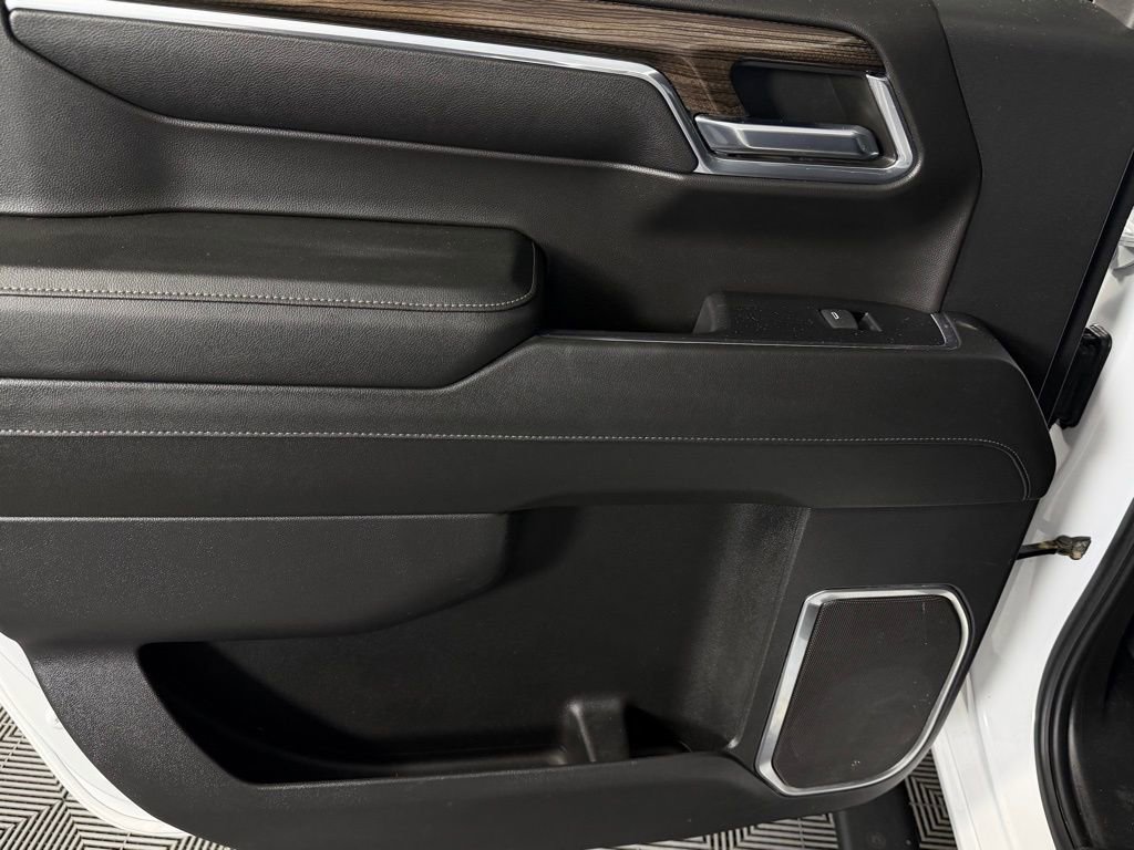 Used 2024 Chevrolet Silverado 1500 LT w/ Z71 Off-Road Package image 21