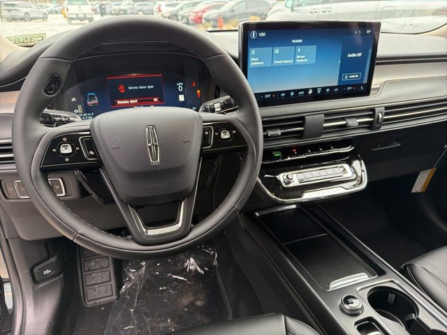 New 2026 Lincoln Corsair Premiere image 9