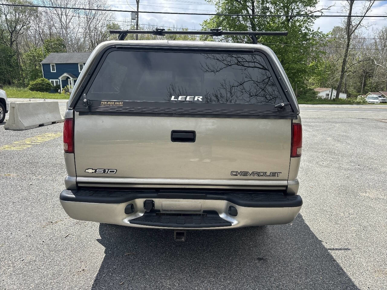 Used 2003 Chevrolet S10 Pickup LS AWD/4WD image 14