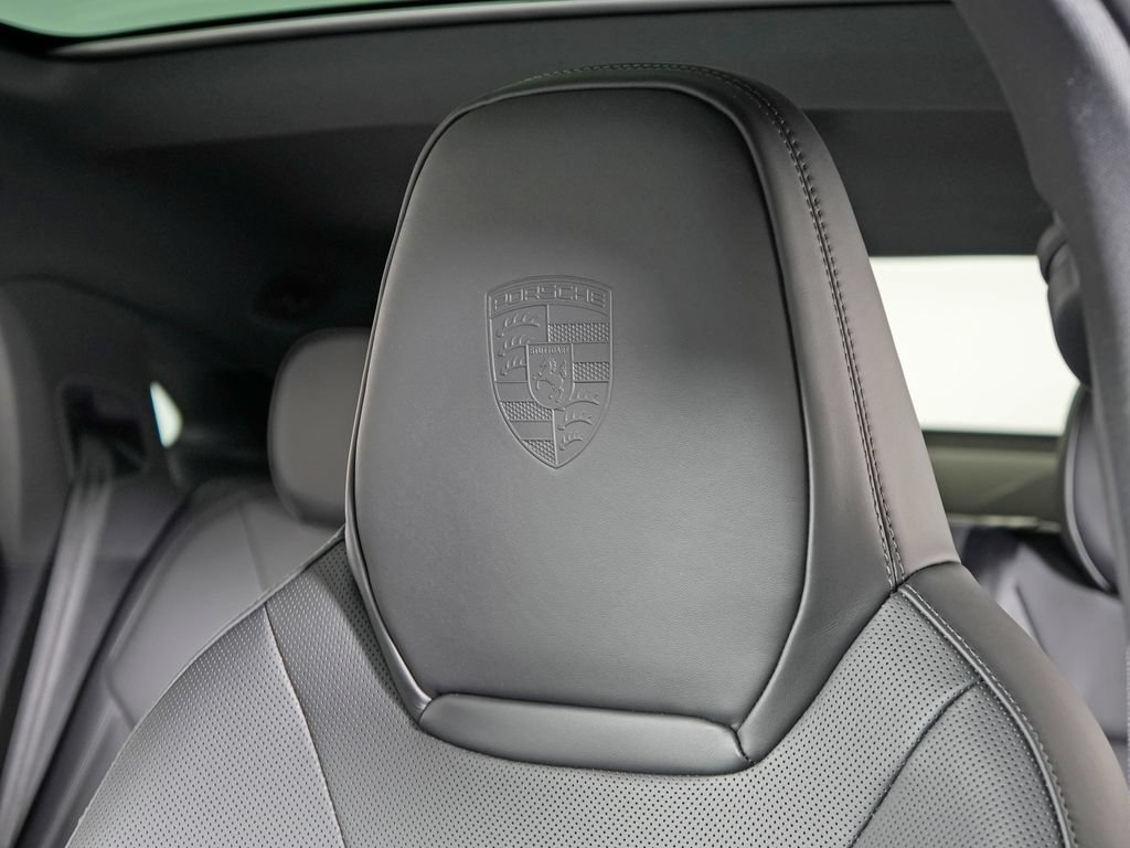 New 2026 Porsche Cayenne S AWD/4WD image 18