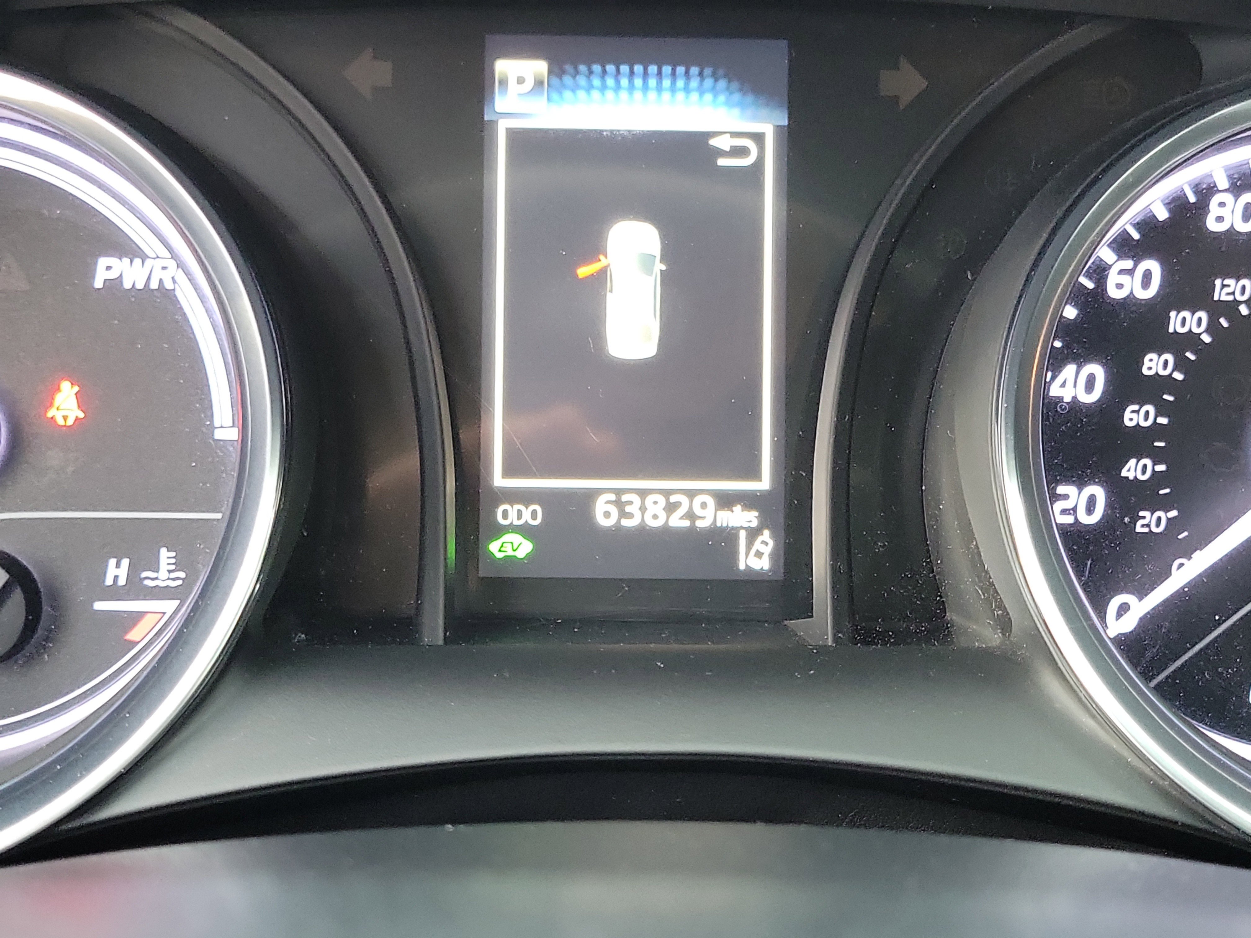 Used 2019 Toyota Camry LE image 11