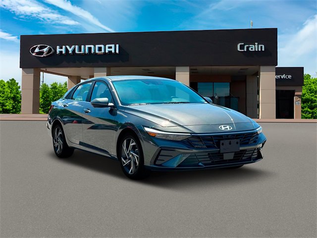 New 2025 Hyundai Elantra Limited image 11