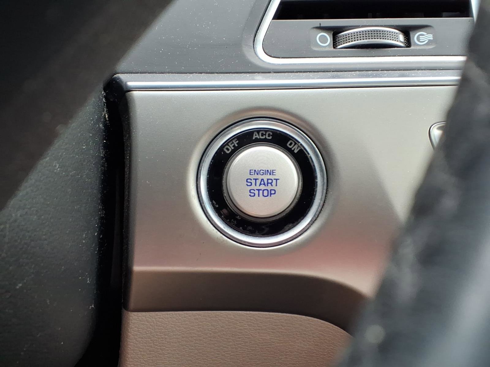 Used 2015 Hyundai Sonata Limited w/ Option Group 05 image 17