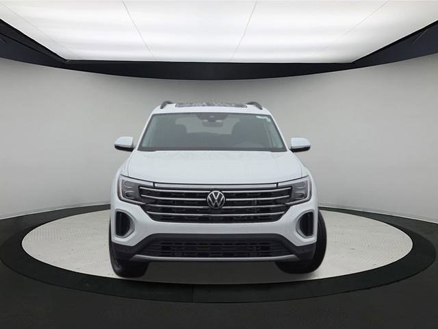 New 2026 Volkswagen Atlas SE image 2