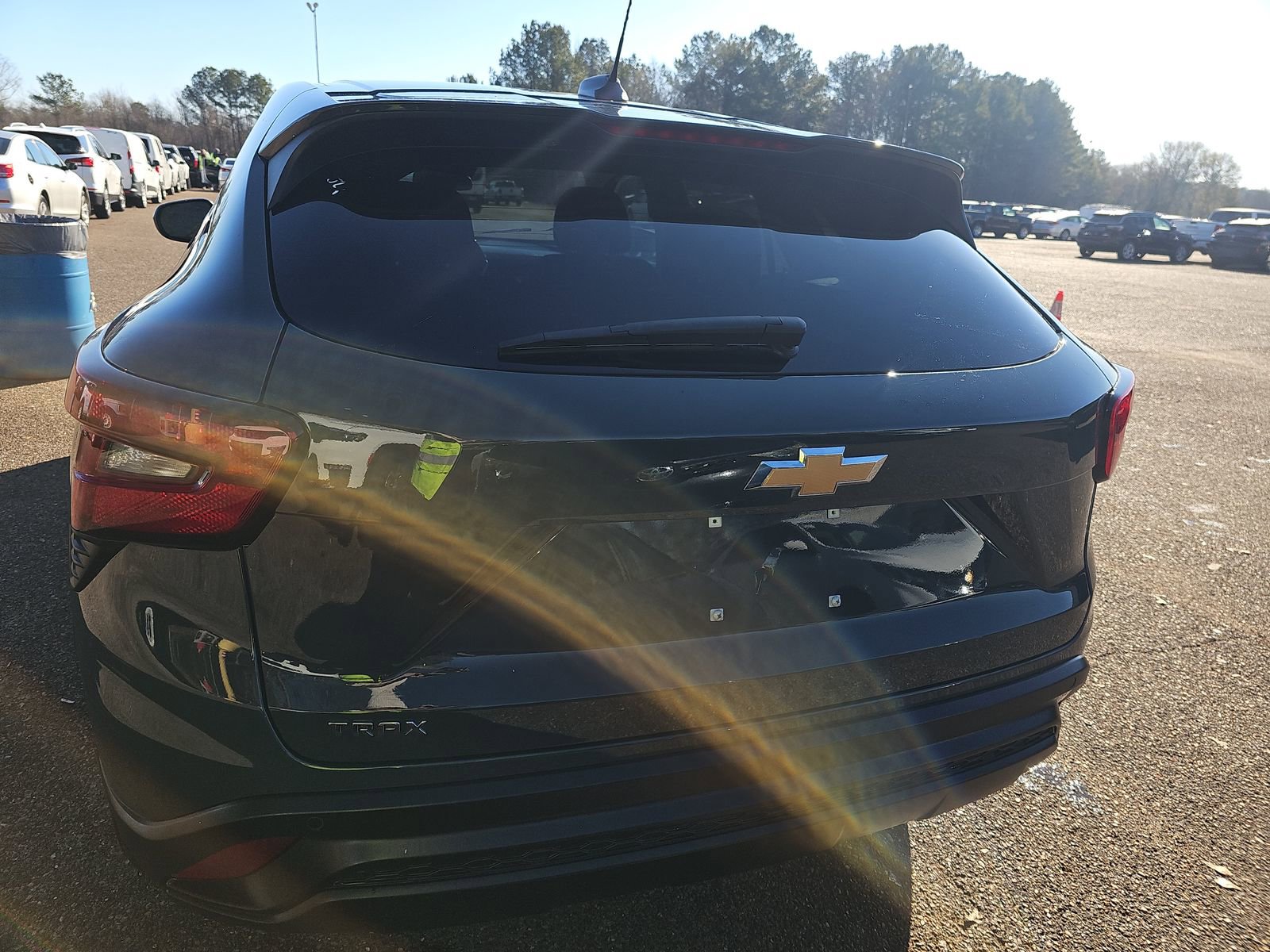 Used 2025 Chevrolet Trax LS w/ LS Convenience Package image 6