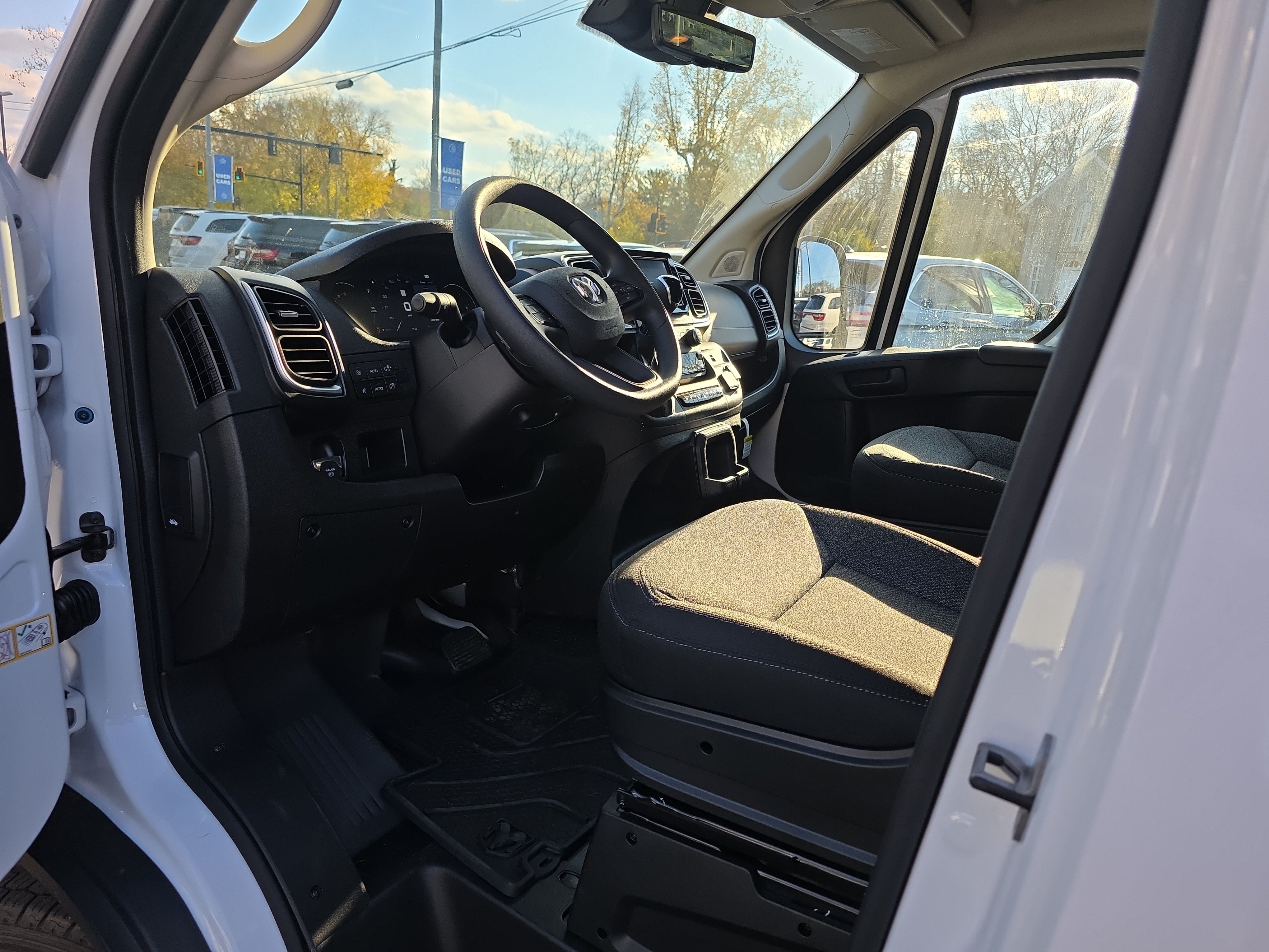 New 2026 RAM ProMaster 3500 w/ Quick Order Package 22G SLT FWD image 3