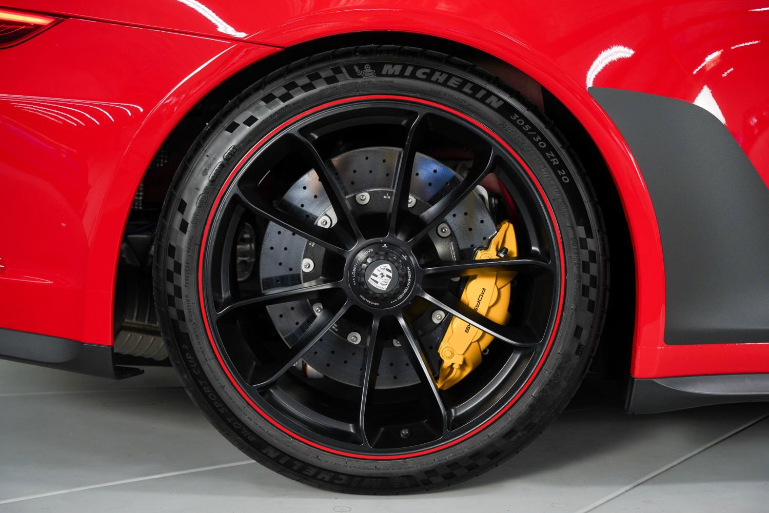 Used 2019 Porsche 911 Speedster RWD image 26