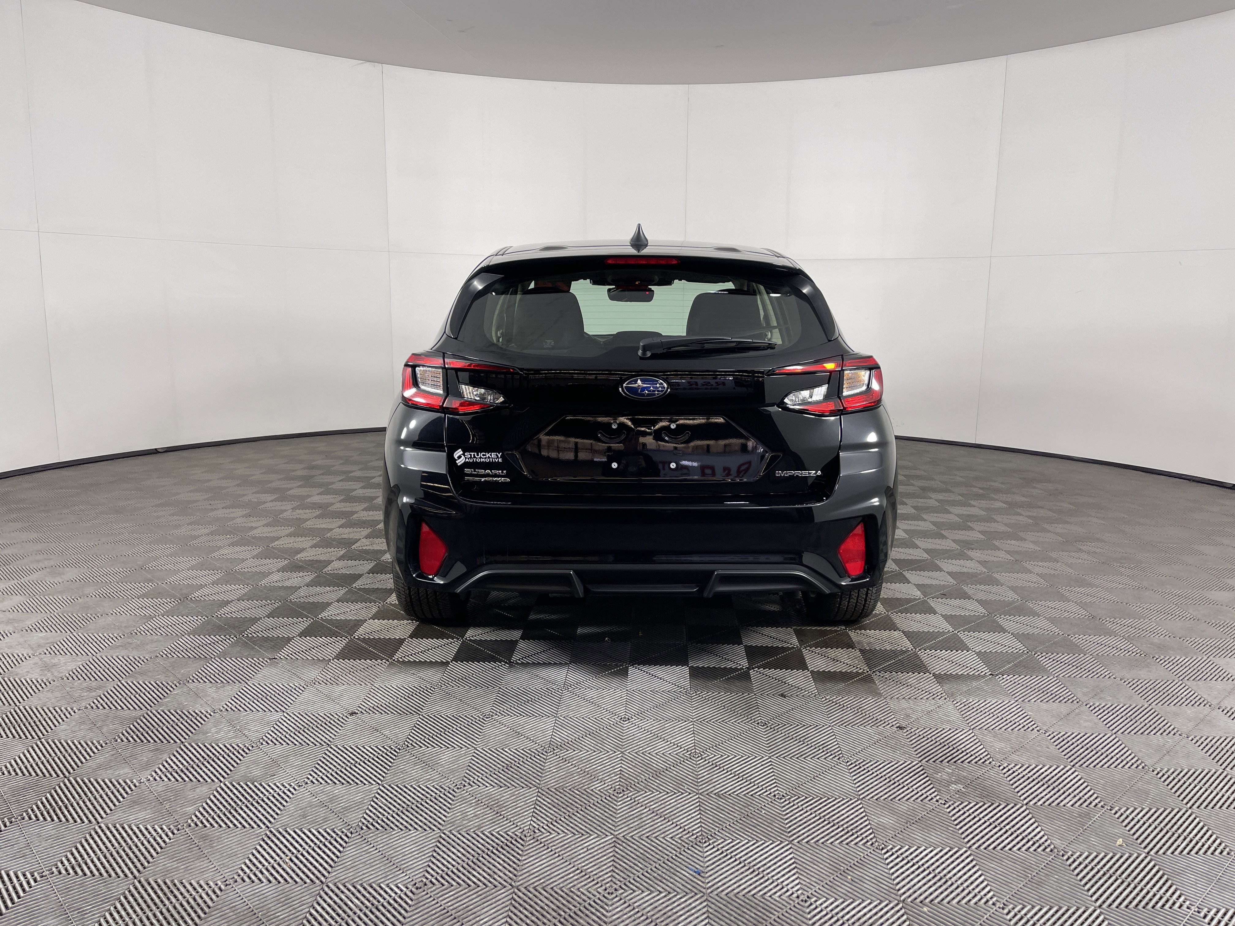 Used 2024 Subaru Impreza 2.0i Sport image 4