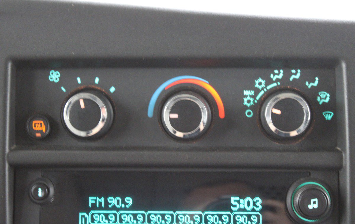 Used 2020 Chevrolet Express 2500 w/ Enhanced Convenience Package image 21