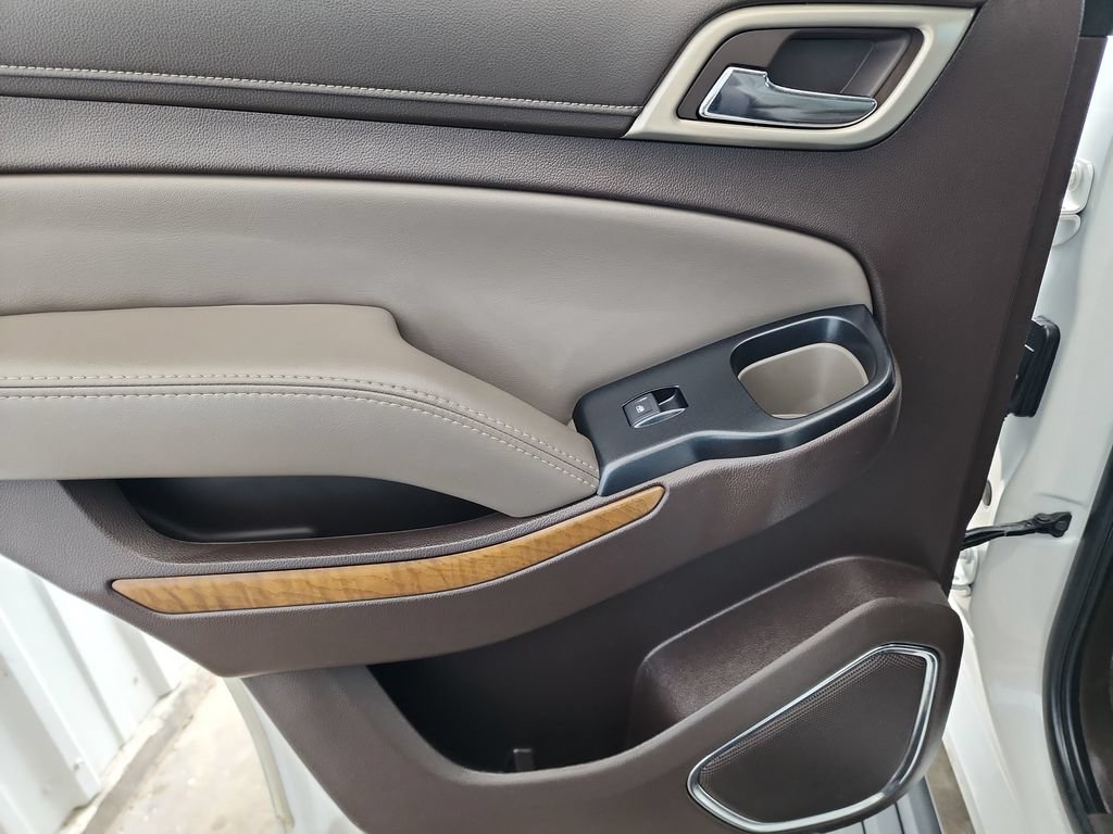 Used 2019 GMC Yukon Denali w/ Denali Ultimate Package AWD/4WD image 39