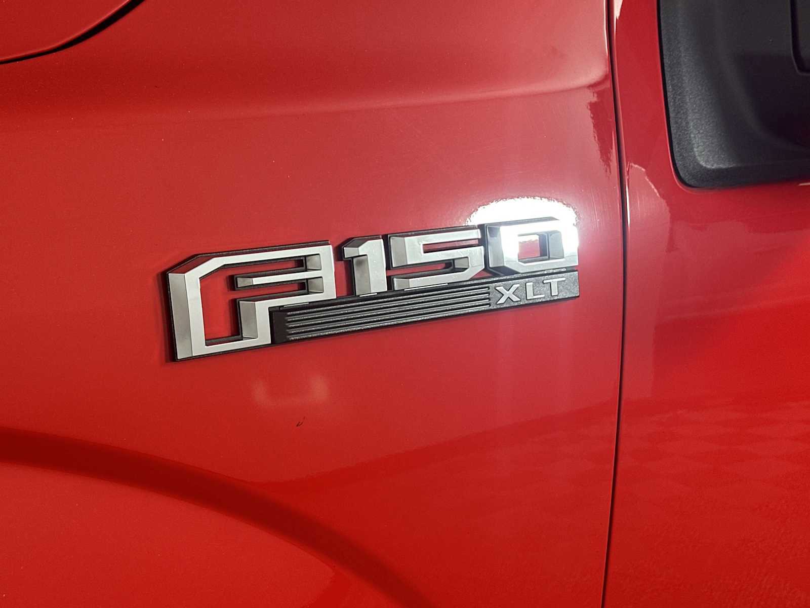 Used 2020 Ford F150 XLT w/ Equipment Group 302A Luxury image 12