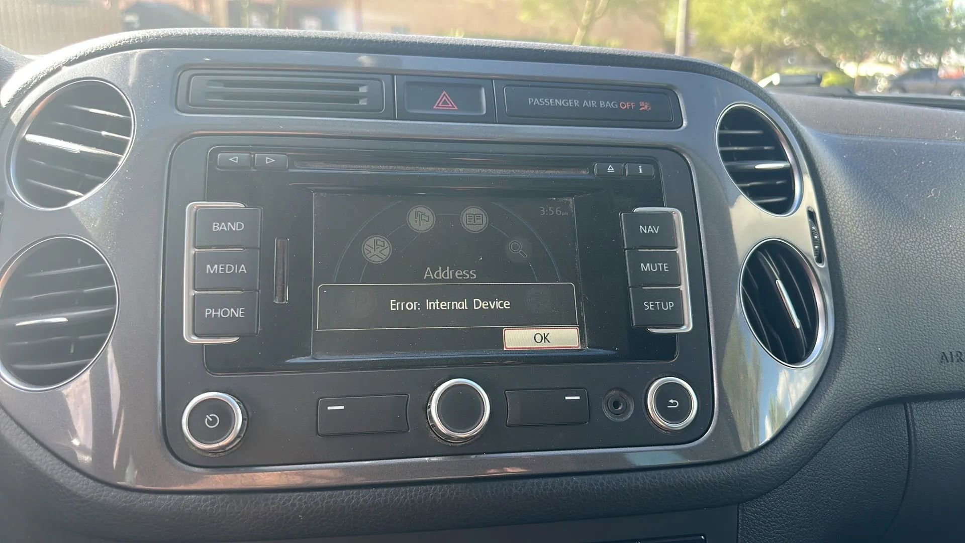 Used 2013 Volkswagen Tiguan SE image 14